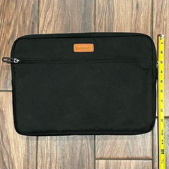 Inateck Laptop Sleeve 14”x10” Black with Front‎ Pocket - Picture 4 of 4